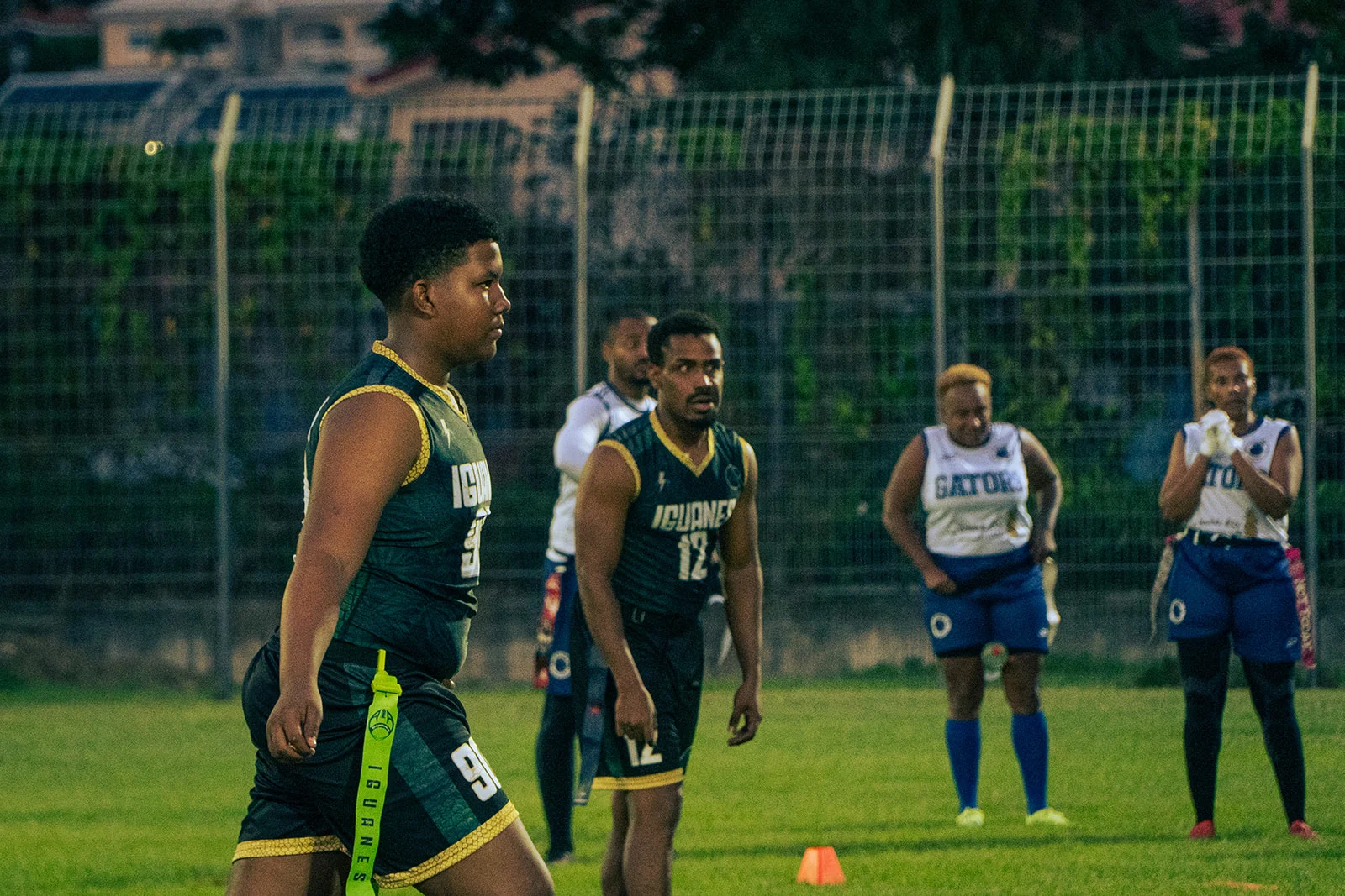 Joueurs des Iguanes en concentration